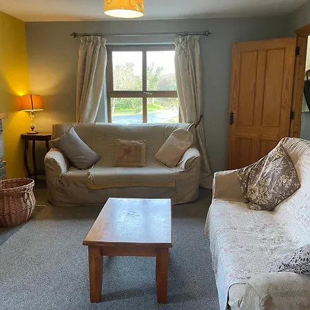 Mountain Farm On Farm In Village Centre ليترفراك