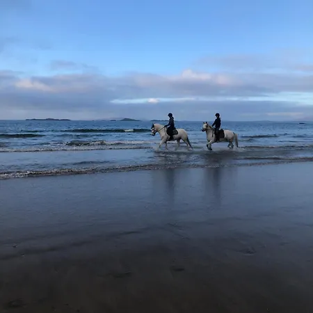 Вилла Mountain Farm On Farm In Village Centre Леттерфрак